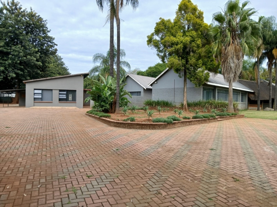 To Let commercial Property for Rent in Waterval East North West